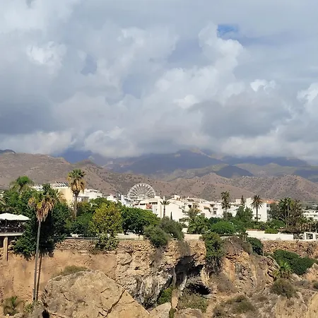 Apartamentos Nerja 2 Buitenkant foto